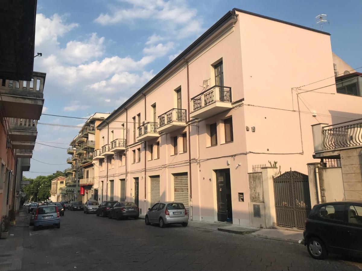 Casa Del Marchese B&B Riposto Luaran gambar