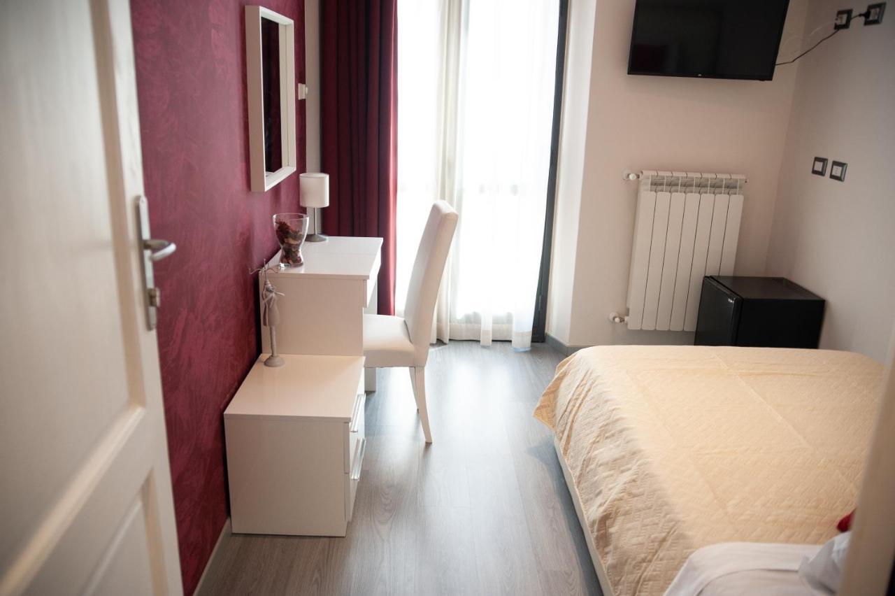 Casa Del Marchese B&B Riposto Luaran gambar