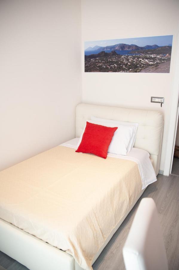 Casa Del Marchese B&B Riposto Luaran gambar